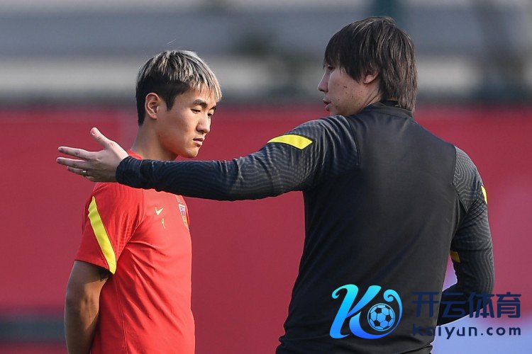 媒体东说念主：李铁是个用功的狠东说念主出狱后粗略有契机去国际连续当老师